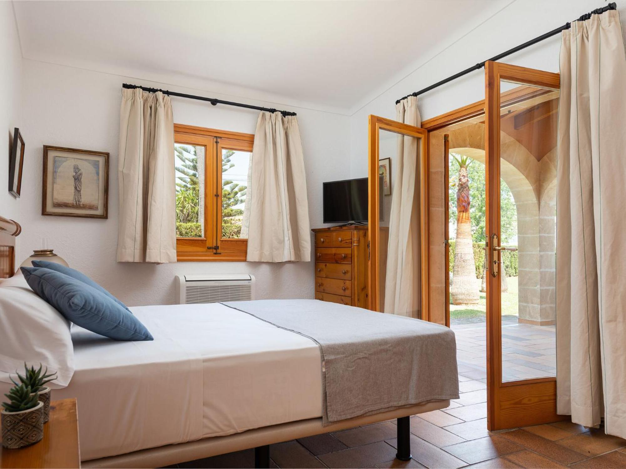 Mulholland - With Private Pool * Can Picafort (Mallorca)